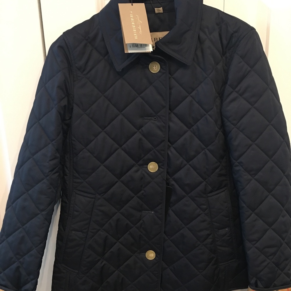 “Sold” !!!!!!!!!! Burberry Diamond Quilted Jacket - Picture 7 of 8